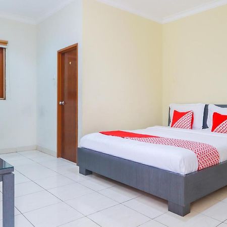 Oyo 2196 Ss Homes Jakarta Buitenkant foto