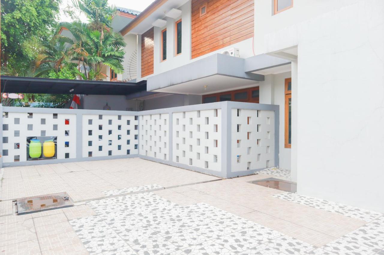 Oyo 2196 Ss Homes Jakarta Buitenkant foto