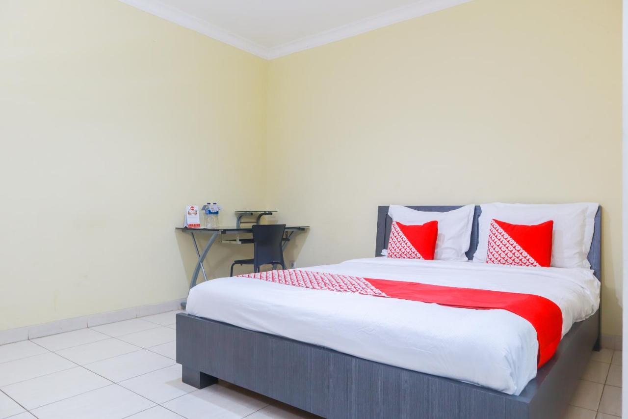 Oyo 2196 Ss Homes Jakarta Buitenkant foto